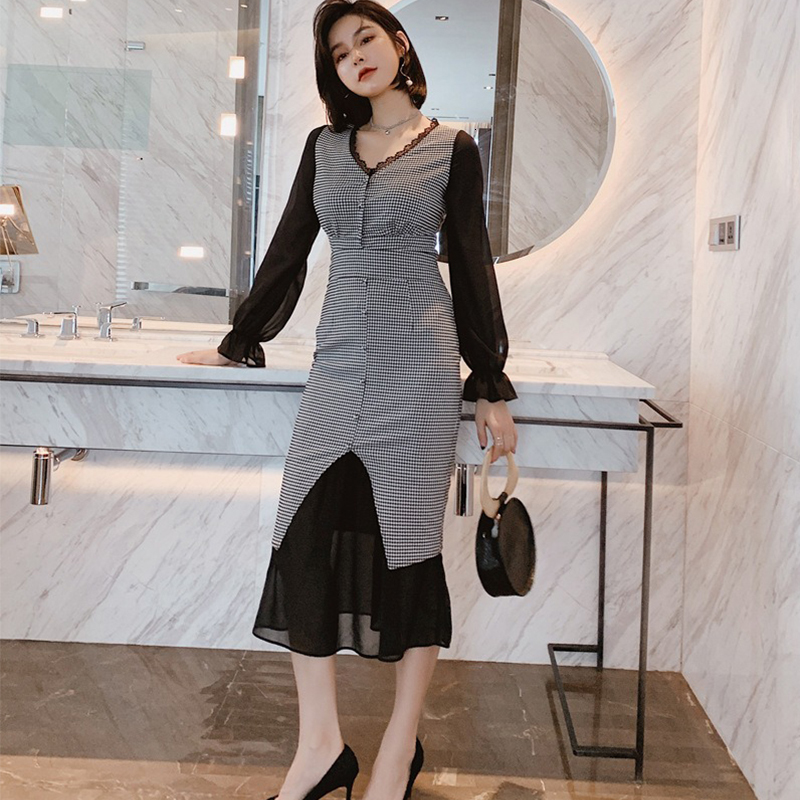 2021 New Elegant female retro thin check fishtail suit dressed in pieces long ladies plaid dresses ODJF, Black
2021 New Elegant female retro thin check fishtail suit dressed in pieces long ladies plaid dresses ODJF, Black