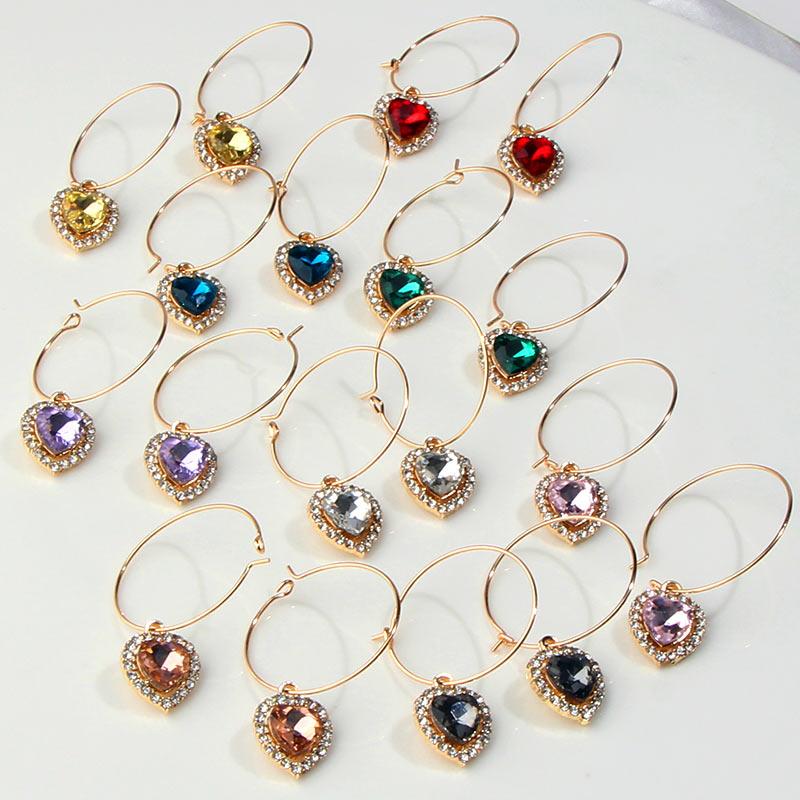 Flatfoosie Gold Silver Color Luxury Rhinestone Earrings Fashion Large Heart Crystal Hoop Earrings for Women Party Jewelry Gift
Flatfoosie Gold Silver Color Luxury Rhinestone Earrings Fashion Large Heart Crystal Hoop Earrings for Women Party Jewelry Gift