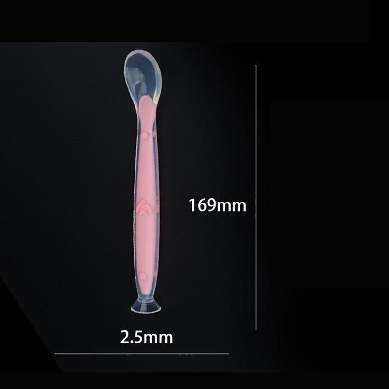 2022 new Old Cobbler Newborn Baby Products Silicone Feeding spoon Soft head With suction cup Set box Custom wholesale