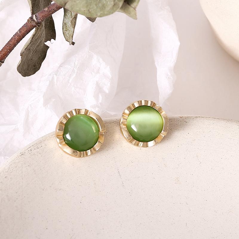 Stud Baroque Green White Natural Opal Stone Earrings For Women Girl Anti Allergic Clip On Earring Non Piercing Ear Jewelry
Stud Baroque Green White Natural Opal Stone Earrings For Women Girl Anti Allergic Clip On Earring Non Piercing Ear Jewelry