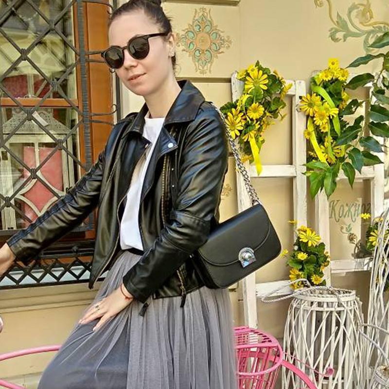 Women Handbags Women Messenger Bag Chains PU Leather Shoulder Bag Fashion Small Flap Bags bolsos mujer, Black
Women Handbags Women Messenger Bag Chains PU Leather Shoulder Bag Fashion Small Flap Bags bolsos mujer, Black