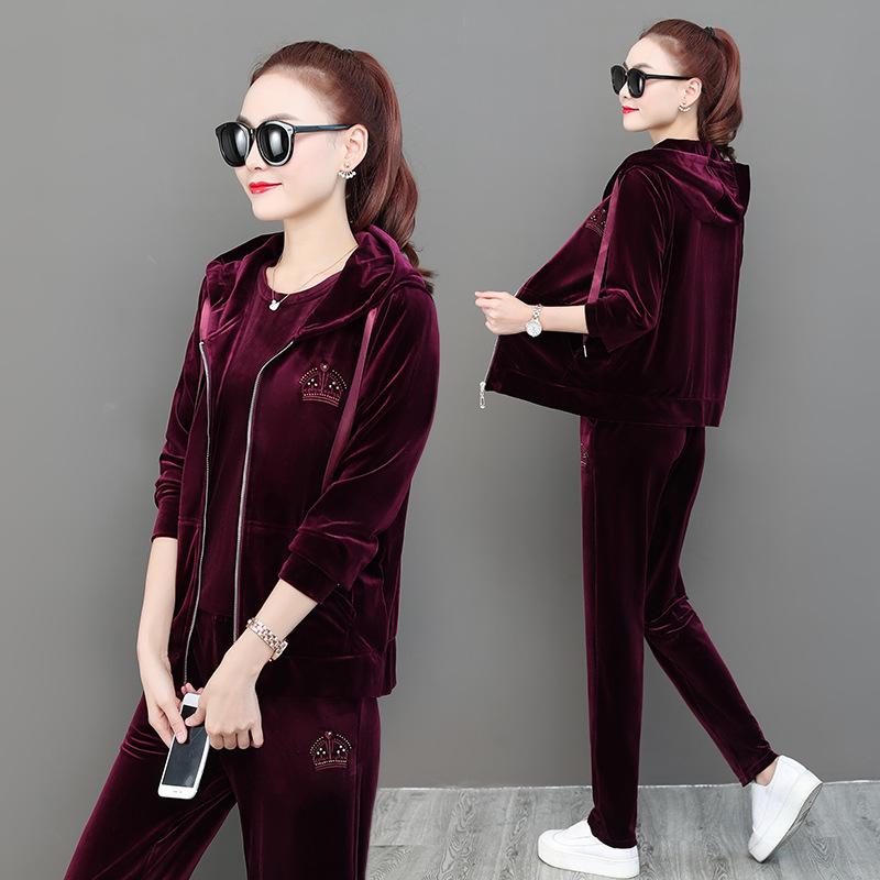 3pcs Women Tracksuit Sportswear Autumn Velvet Hoodie Outfit Jogging Running Workout Casual Set Sport Suit Jacket+sweatshirt+pant, Blue
3pcs Women Tracksuit Sportswear Autumn Velvet Hoodie Outfit Jogging Running Workout Casual Set Sport Suit Jacket+sweatshirt+pant, Blue