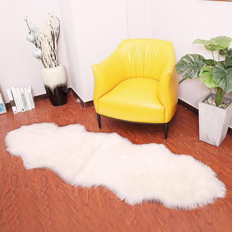 Carpets Sheepskin Faux Fur Rugs For Home Bedroom Kids Living Room Chair Warm High Quality Non-slip Seat Cover Winter White
Carpets Sheepskin Faux Fur Rugs For Home Bedroom Kids Living Room Chair Warm High Quality Non-slip Seat Cover Winter White