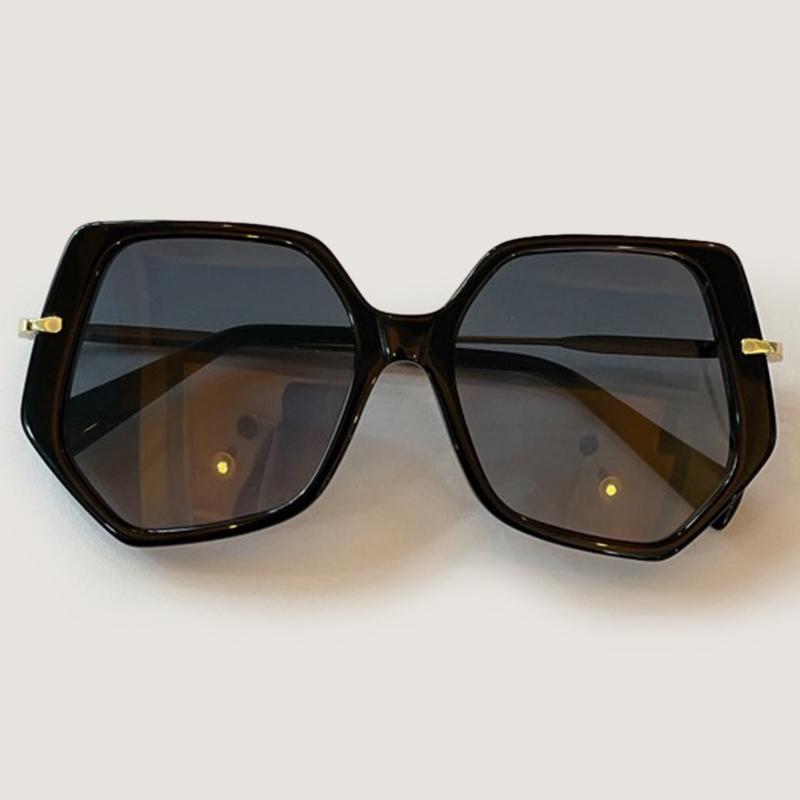 Fashion Irregular Sunglasses Women Brand Design Oversized Mirror Sun Glasses With Box Ladies UV400
Fashion Irregular Sunglasses Women Brand Design Oversized Mirror Sun Glasses With Box Ladies UV400