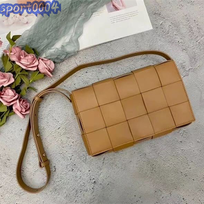 Artwork Cowhide Chain braid Genuine Leather Shoulder Bags for women 2021 luxury handbags designer Womens Messenger handbag, Make up the difference
Artwork Cowhide Chain braid Genuine Leather Shoulder Bags for women 2021 luxury handbags designer Womens Messenger handbag, Make up the difference
