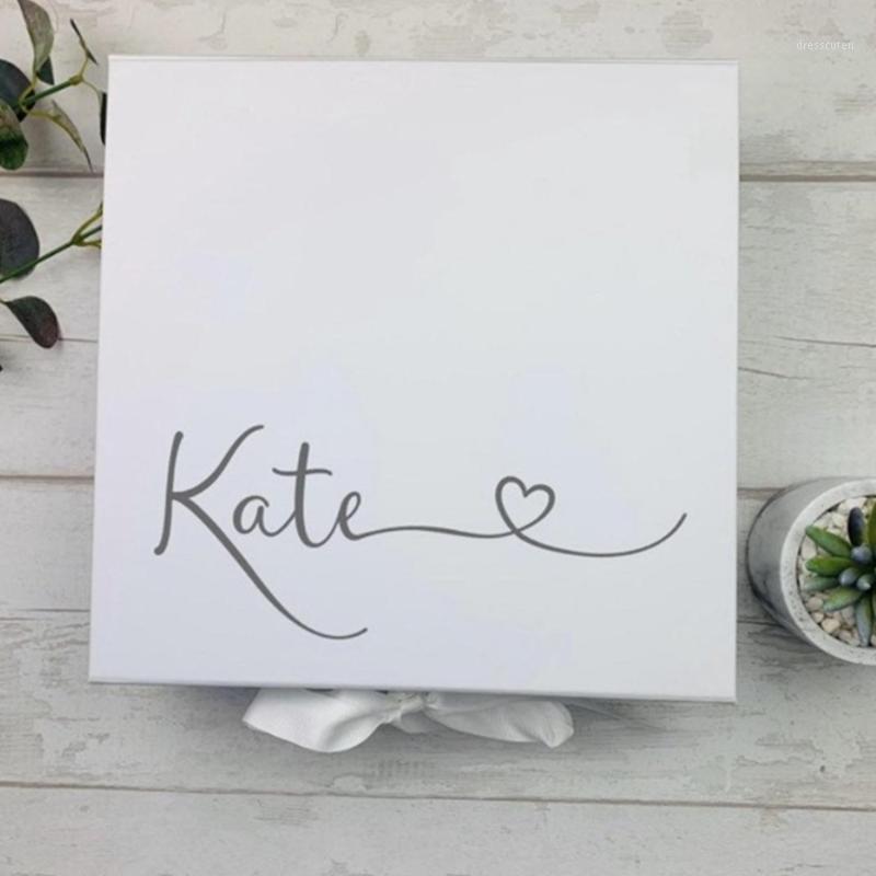 personalized Be My Bridesmaid Maid Of Honour gift box Bridesmaid Proposal Box cutom white Will you be my1
personalized Be My Bridesmaid Maid Of Honour gift box Bridesmaid Proposal Box cutom white Will you be my1