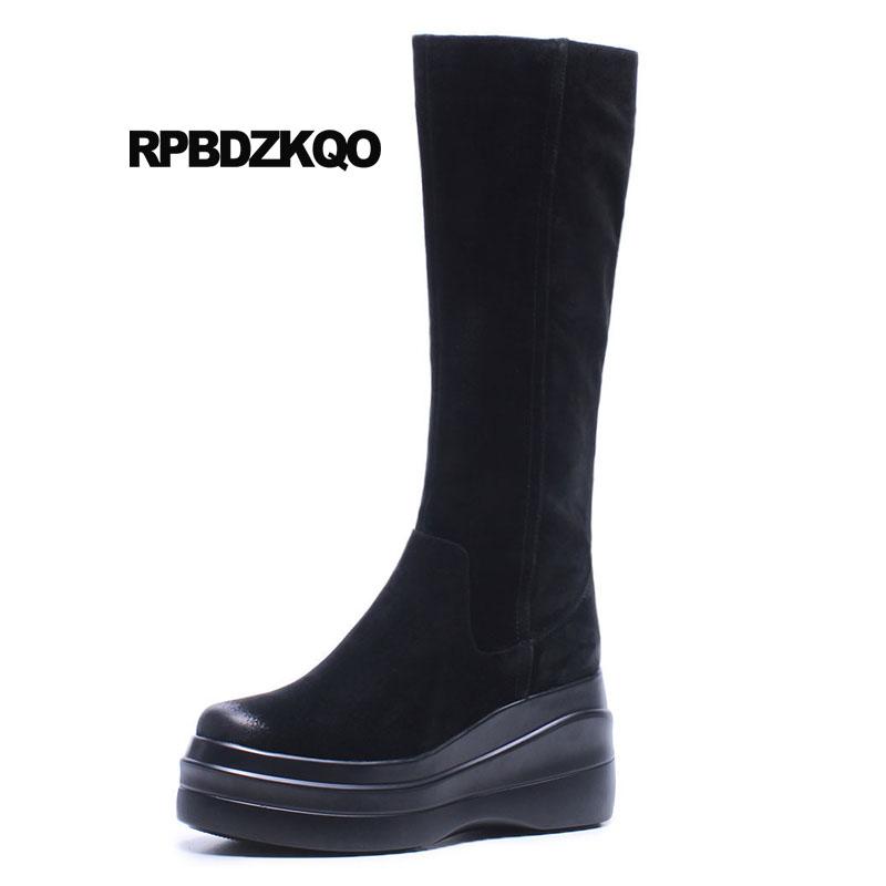 Brown Luxury Flatform Side Zip Boots Ladies Knee High Tall Shoes Black Muffin Fur Long Winter Wedge Heel Women Retro Platform
Brown Luxury Flatform Side Zip Boots Ladies Knee High Tall Shoes Black Muffin Fur Long Winter Wedge Heel Women Retro Platform