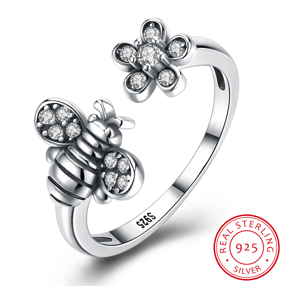 Creative S925 sterling silver ring female 2020 new ring accessories Little bee jewelry new product accessories For girlfriend Proposal
Creative S925 sterling silver ring female 2020 new ring accessories Little bee jewelry new product accessories For girlfriend Proposal