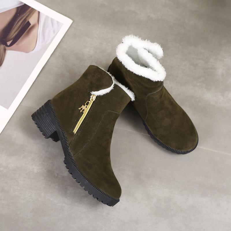 Women's winter 2020 new fashion versatile cotton boots, high quality ankle boots with fleece warm snow cotton boots, Black
Women's winter 2020 new fashion versatile cotton boots, high quality ankle boots with fleece warm snow cotton boots, Black