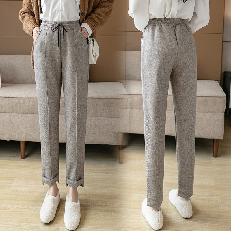 2021 New Woman pencil spring more size ol'woman's wool woman's pant-loose female suit work thicken pants SVEV, Black grey plush.
2021 New Woman pencil spring more size ol'woman's wool woman's pant-loose female suit work thicken pants SVEV, Black grey plush.
