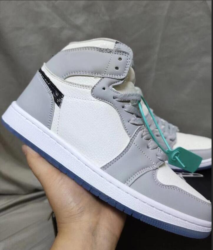 Classic Mens Sneakers Loafers Fashion High Top Leather Casual Skateboard Shoes Outdoor Men Women Sports Shoes 36-44
Classic Mens Sneakers Loafers Fashion High Top Leather Casual Skateboard Shoes Outdoor Men Women Sports Shoes 36-44