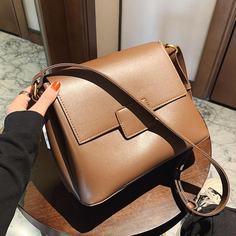 Vintage Square Crossbody bag 2021 New High-quality PU Leather Women's Designer Handbag High capacity Shoulder Messenger Bag, Black
Vintage Square Crossbody bag 2021 New High-quality PU Leather Women's Designer Handbag High capacity Shoulder Messenger Bag, Black