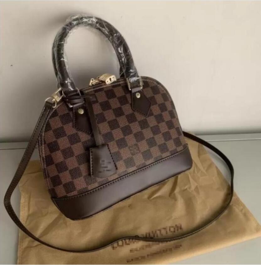 LOUISs VUTTONs VITTONings LVs Top Quality Women's Handbag Alma Bb Shell Bag Luxury Handle Cute Bag Damier Ebene Crossbody Bag Patent Leather Designers Shoulder Bags, Brown
LOUISs VUTTONs VITTONings LVs Top Quality Women's Handbag Alma Bb Shell Bag Luxury Handle Cute Bag Damier Ebene Crossbody Bag Patent Leather Designers Shoulder Bags, Brown