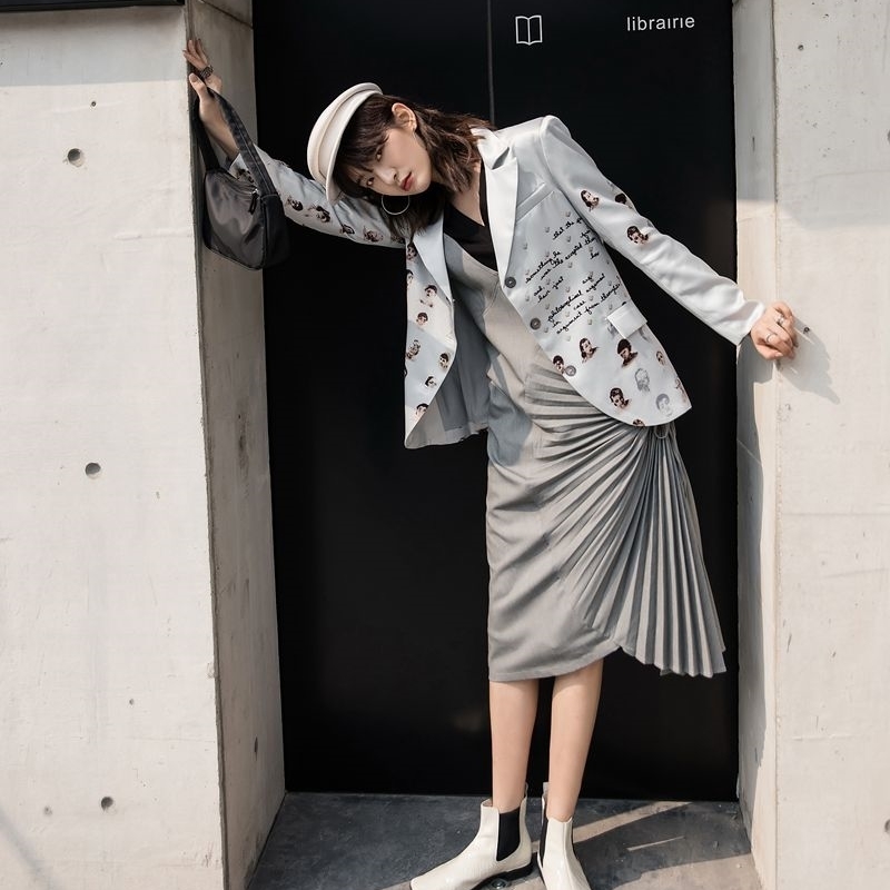 CHEERART Spring Casual Blazer Women Jacket Grey Letter Character Print High Fashion Blazer Coat Button Up 201102