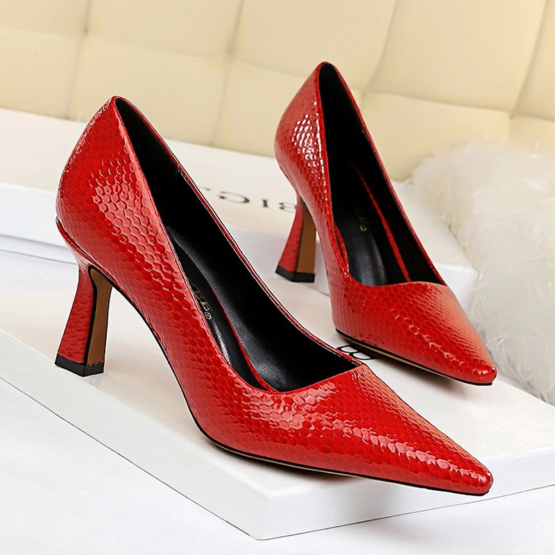 2020 The New Women Pumps Fashion Classic Patent Leather High Heels Shoes Sharp Head Paltform Wedding shoes #lv6t, Black
2020 The New Women Pumps Fashion Classic Patent Leather High Heels Shoes Sharp Head Paltform Wedding shoes #lv6t, Black