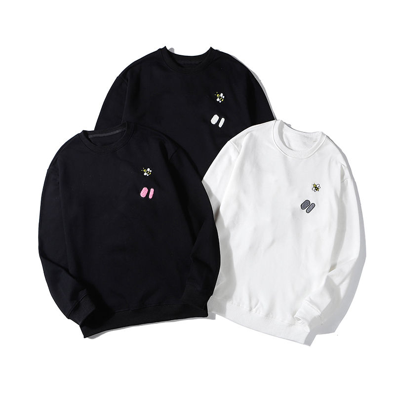 Retro Stylist Mens Sweatshirts Bee Embroidery Sweatshirt 2021 Men Women Couple Outdoor Street Fashion Hip Hop Hoodie, Black
Retro Stylist Mens Sweatshirts Bee Embroidery Sweatshirt 2021 Men Women Couple Outdoor Street Fashion Hip Hop Hoodie, Black