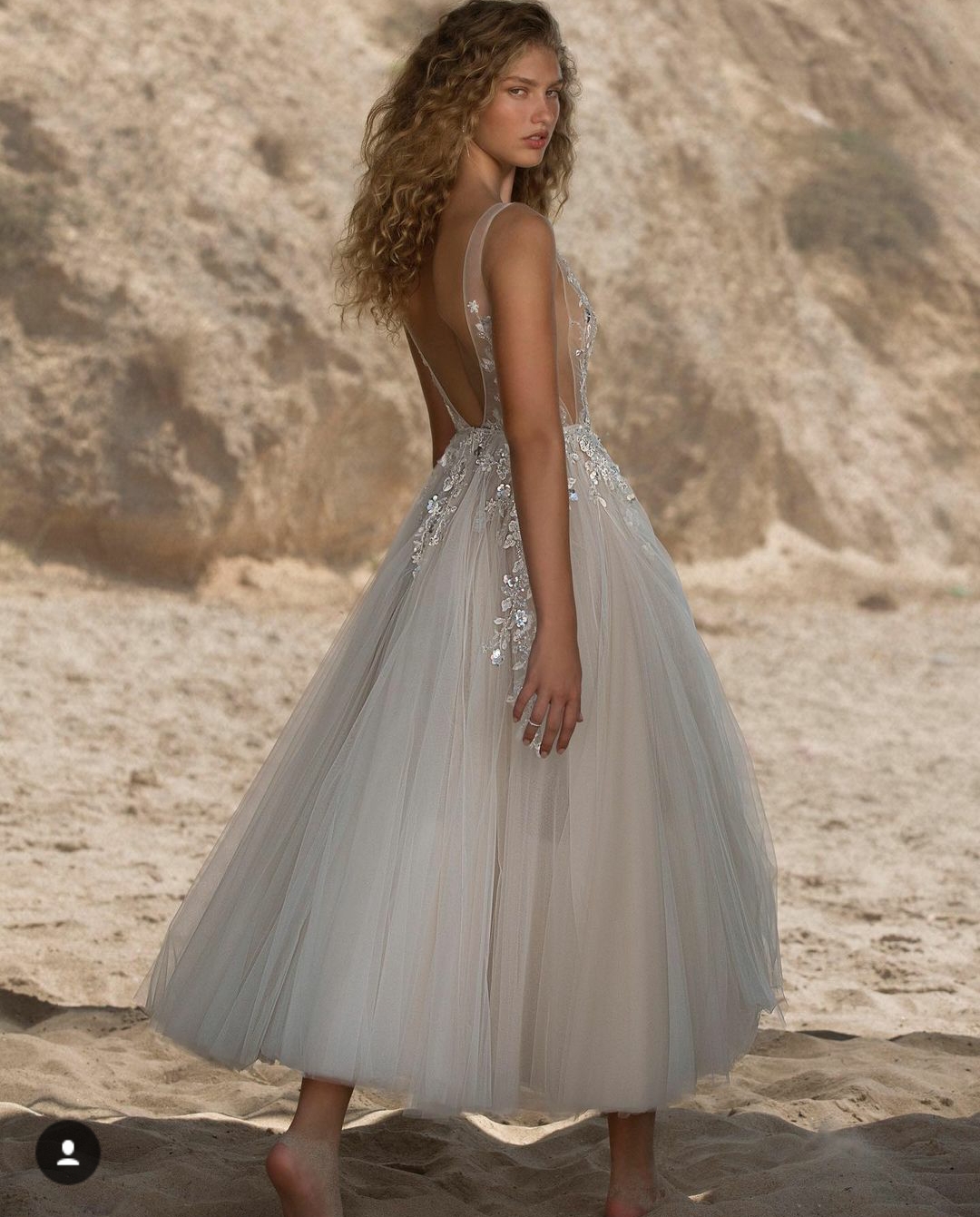 Berta 2021 Short Prom Dresses Backless Lace Appliqued Tulle Evening Gowns Dee V Neck Sexy Special Occasion Dress