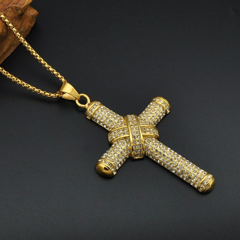 Mens Large Ice Cross Pendant & 60cm Necklace Gold Color Bling 18K Gold Plate Chain
Mens Large Ice Cross Pendant & 60cm Necklace Gold Color Bling 18K Gold Plate Chain