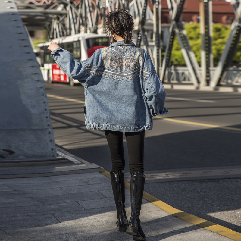 2021 New Denim jacket female new Korean embroidery rivets large size casual short paragraph QDNS, Beige
2021 New Denim jacket female new Korean embroidery rivets large size casual short paragraph QDNS, Beige