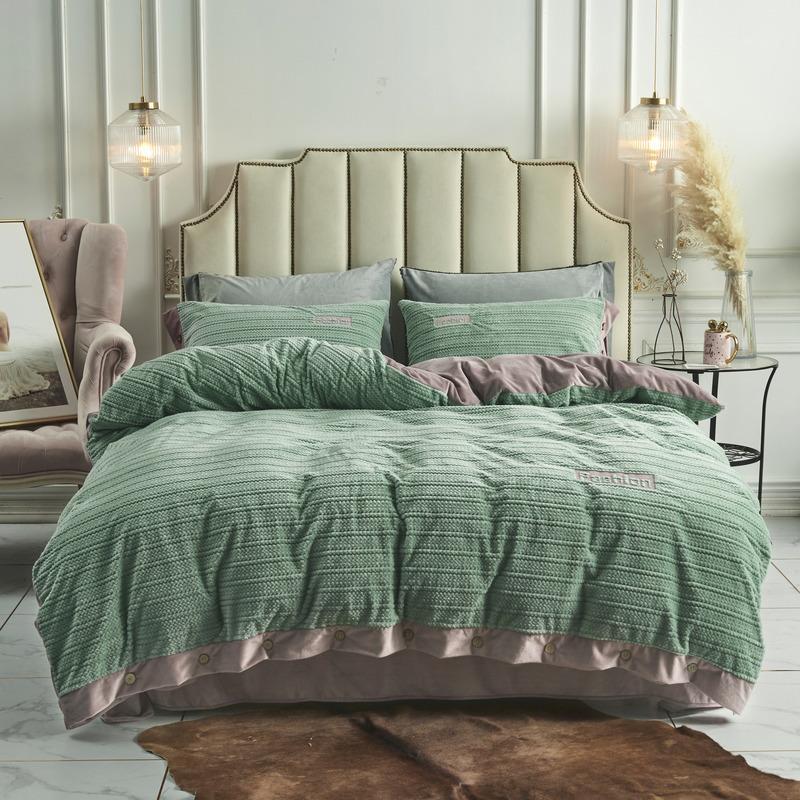 High quality winter warm bedding set Fashion Coral Fleece duvet cover set crystal velvet flat sheet thicken bed with button1, Dark coffee
High quality winter warm bedding set Fashion Coral Fleece duvet cover set crystal velvet flat sheet thicken bed with button1, Dark coffee