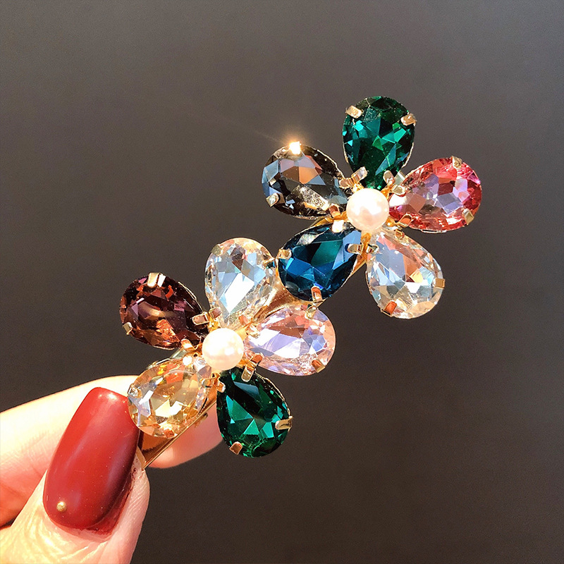 Fashion Crystal Hair Pins for Women Girls 2 Pcs Popular Flower Pearl Hair Clips Wedding Engagement Party Hair Accessories