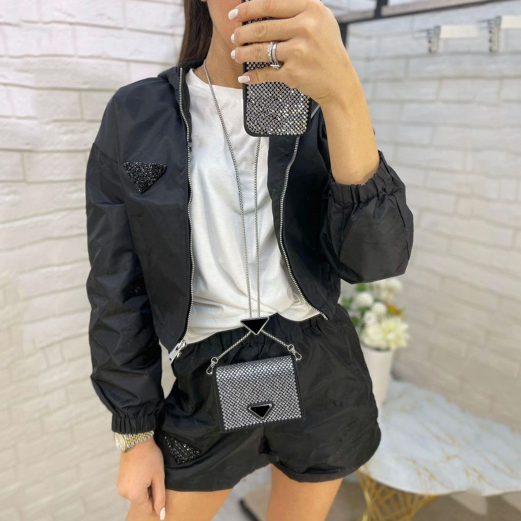 Triangle Hooded Jackets Skirts For Women Shiny Rhinestones High Waist Zipper Dress Ladies Nightclub Party Coats, Black
Triangle Hooded Jackets Skirts For Women Shiny Rhinestones High Waist Zipper Dress Ladies Nightclub Party Coats, Black