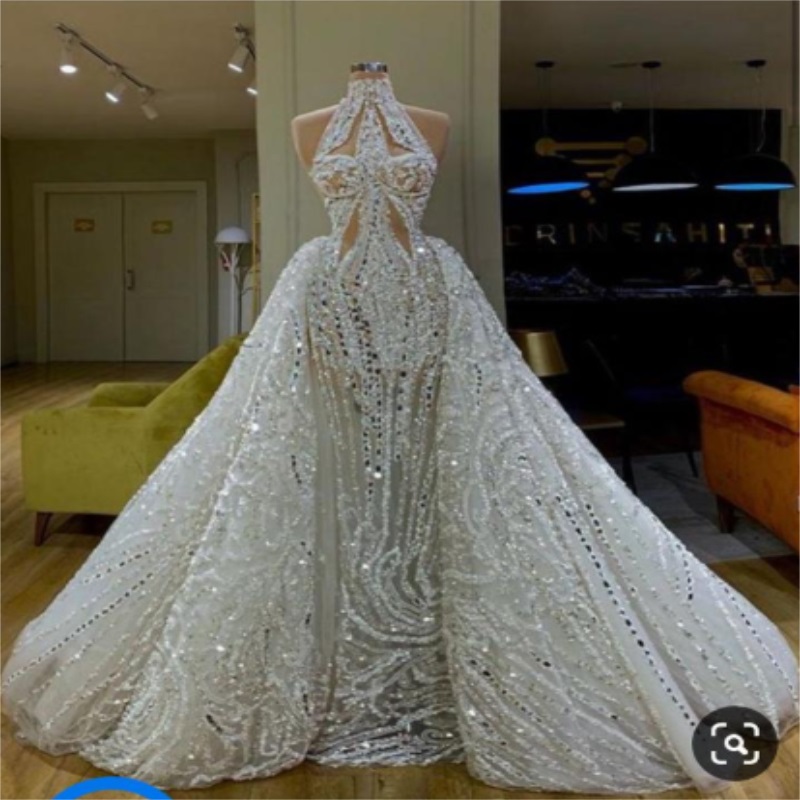 Glitter Prom Dresses With Detachable Train Halter Sequin Crystal Applique Evening Dresses Sleeveless Custom Made Party Dress robes de soirée