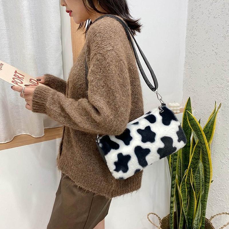 Winter New Fashion Shoulder Bag Female Leopard Female Bag Chain Large Plush Winter Shoulder Messenger Soft Warm Fur, Bk1
Winter New Fashion Shoulder Bag Female Leopard Female Bag Chain Large Plush Winter Shoulder Messenger Soft Warm Fur, Bk1