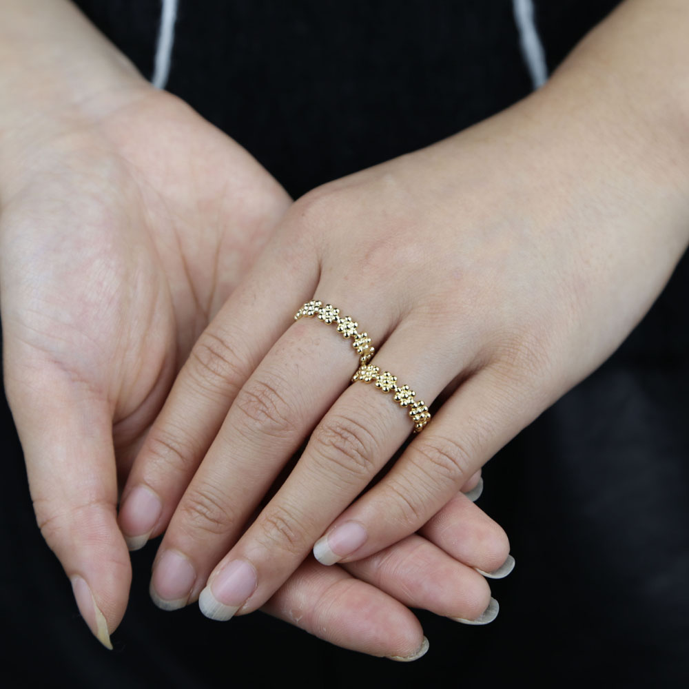 2021 Top quality dainty ball beaded shape daisy flower stacking band ring for women fashion gold color wedding jewelry wholesale Drop ship