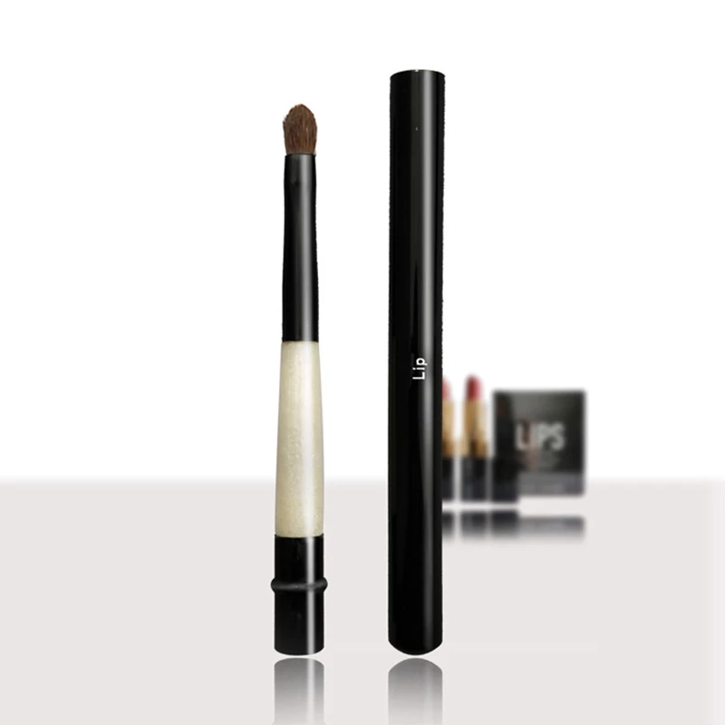 BB RETRACTABLE LIP BRUSH - Makeup Brushes Soft Pony Hair Precise Flawless Lining Cosmetics Tools Brocha de maquillaje
BB RETRACTABLE LIP BRUSH - Makeup Brushes Soft Pony Hair Precise Flawless Lining Cosmetics Tools Brocha de maquillaje