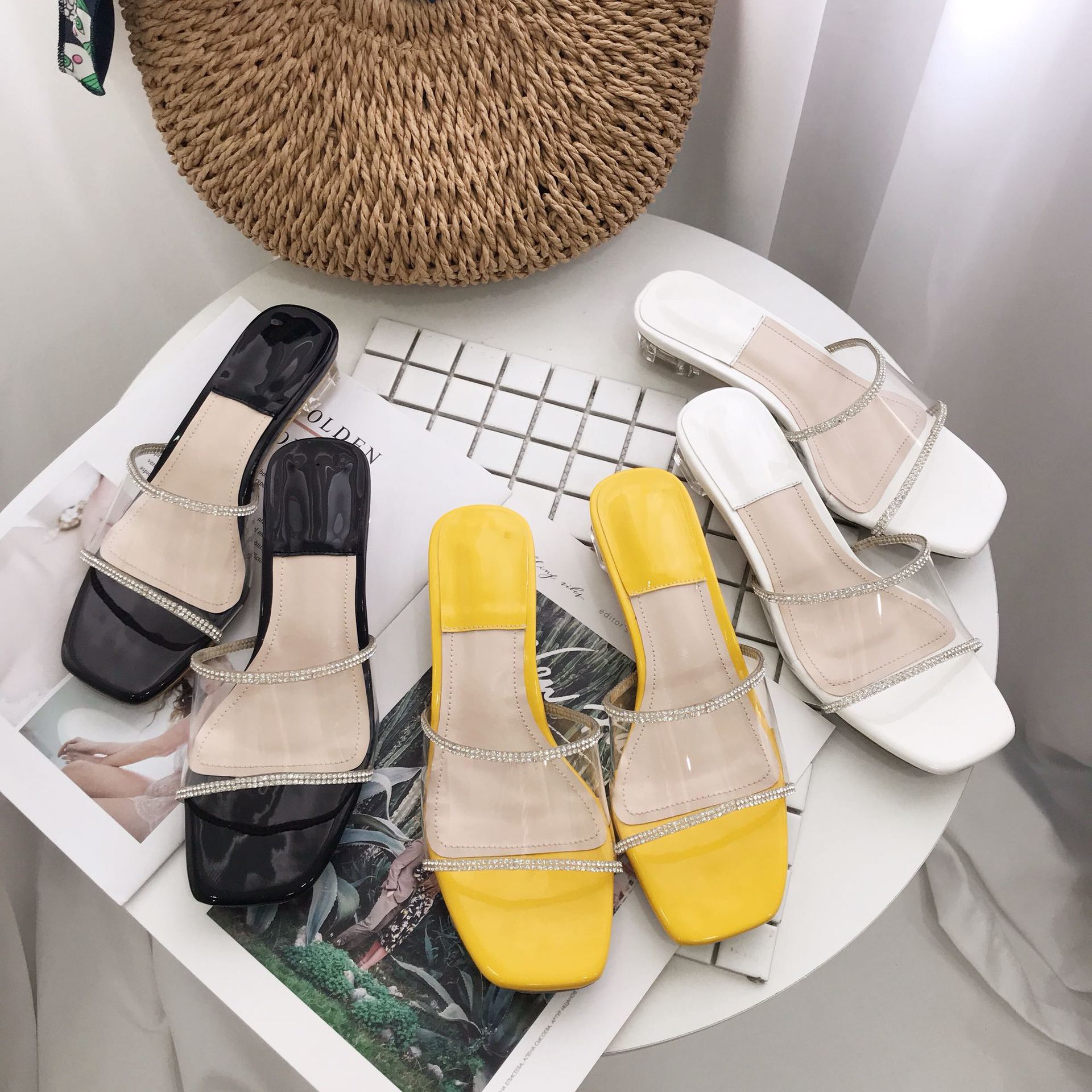 2021 New European Foreign Trade Exploding Water Drill Drill, Slipper Slippers, Medium- and Low-heel Slippers Yw8d, Heels three cm
2021 New European Foreign Trade Exploding Water Drill Drill, Slipper Slippers, Medium- and Low-heel Slippers Yw8d, Heels three cm