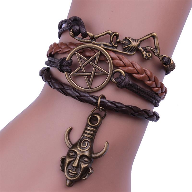 Five Pointed Star and Skull face Pendant Leather Rope Bracelet Charm Bracelet Lovers' gift Length 17CM
Five Pointed Star and Skull face Pendant Leather Rope Bracelet Charm Bracelet Lovers' gift Length 17CM