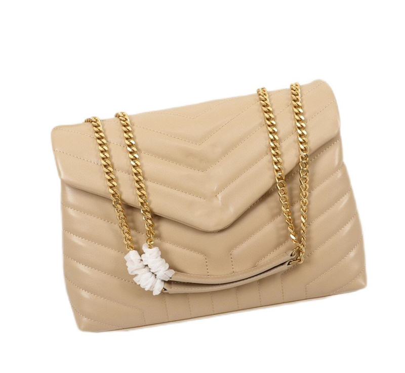 Designer HOT Square Fat Leather Luxury Portable Leather Ladies Handbag Large Capacity Shoulder Bag High Quality Stitching Messenger Bag
Designer HOT Square Fat Leather Luxury Portable Leather Ladies Handbag Large Capacity Shoulder Bag High Quality Stitching Messenger Bag