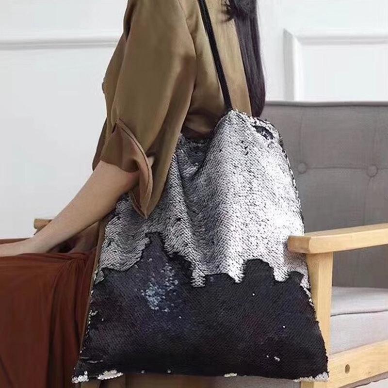 Free shipping sequins one-shoulder handbags two-color handbags large capacity cloth bags retro bags women, Silver black
Free shipping sequins one-shoulder handbags two-color handbags large capacity cloth bags retro bags women, Silver black