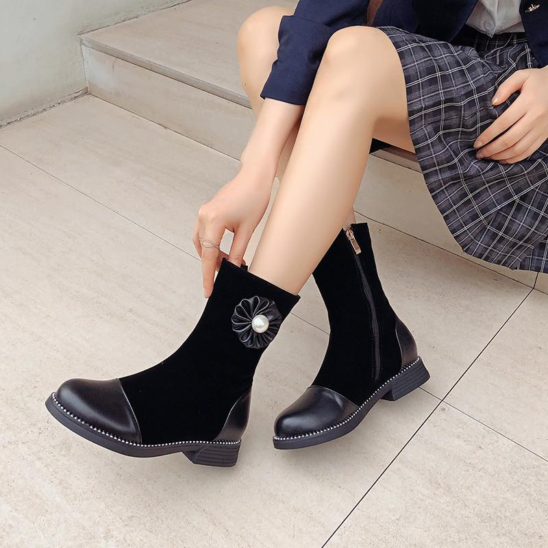 YQBTDL 2020 New Arrival Black Low Chunky Heel Faux Nubuck Suede Black Autumn Winter Shoes Female Booties Young Lady Ankle Boots
YQBTDL 2020 New Arrival Black Low Chunky Heel Faux Nubuck Suede Black Autumn Winter Shoes Female Booties Young Lady Ankle Boots