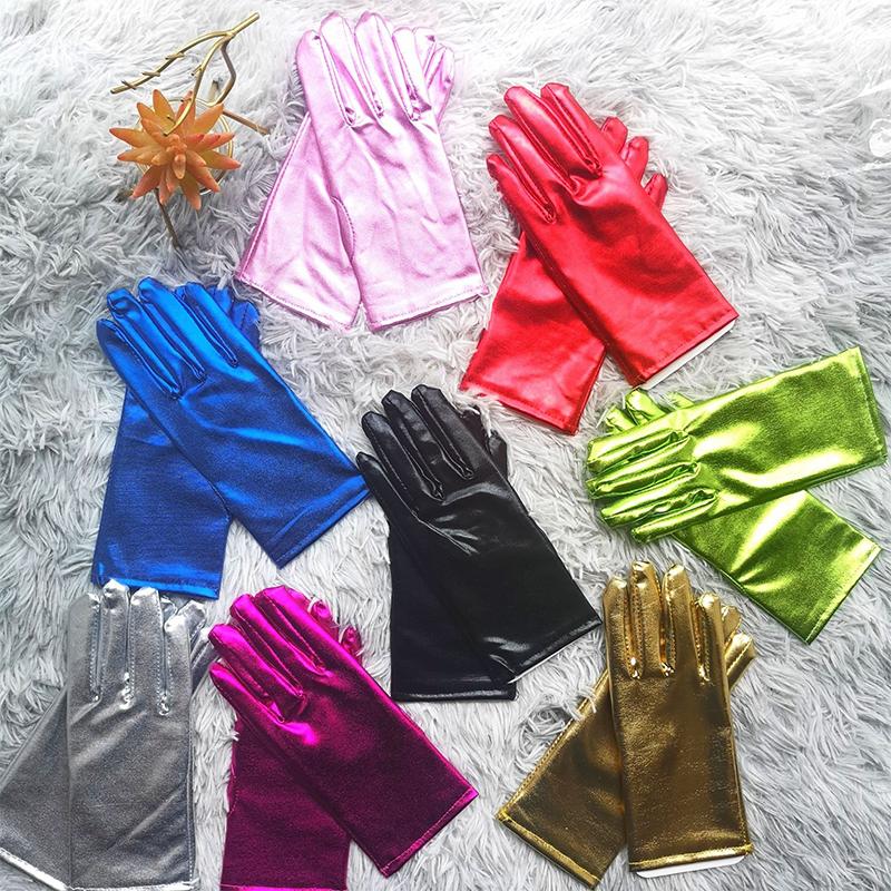 Five Fingers Gloves Women Spandex Hand Thin Short Sun Protection High Elastic Mittens Female Party Jewelry Etiquette Dance 2021
Five Fingers Gloves Women Spandex Hand Thin Short Sun Protection High Elastic Mittens Female Party Jewelry Etiquette Dance 2021