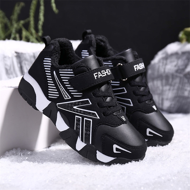 Winter Kids Sneakers Boys Shoes Girls Sneakers Children Casual Shoes Boys Sneakers Plush Lining Warm Anti-slippery Leather 201113, Black with plush
Winter Kids Sneakers Boys Shoes Girls Sneakers Children Casual Shoes Boys Sneakers Plush Lining Warm Anti-slippery Leather 201113, Black with plush
