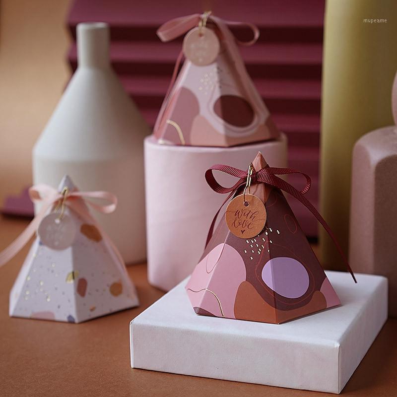 50pcs Hexagonal Cone Bronzing Candy Box Cardboard Box Wedding Card DecorationPaper Gift Packaging Event & Party Supplies1
50pcs Hexagonal Cone Bronzing Candy Box Cardboard Box Wedding Card DecorationPaper Gift Packaging Event & Party Supplies1