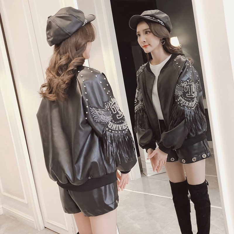 Spring Autumn Tassel Rivet Short Biker Soft Pu Leather Jacket Women Print Long Sleeve streetwear Zippers Female Coats PY31 201020
