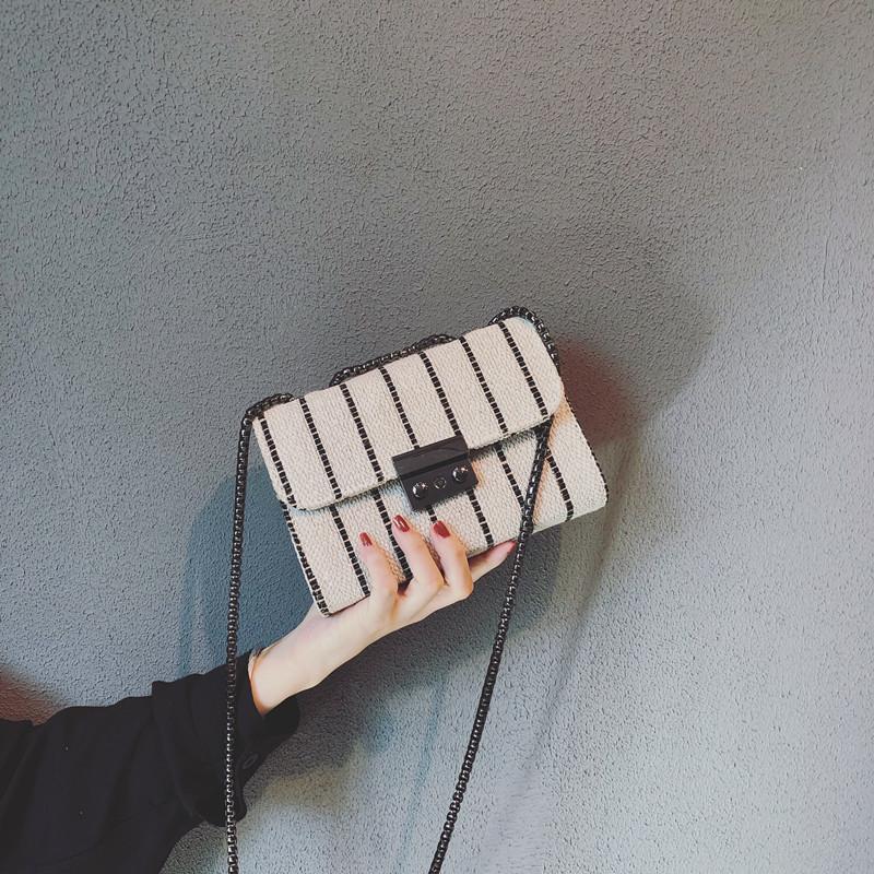 Women Striped Shoulder Bag Canvas Flap Cross Body Bags with Clasp and Pockets for Female 2021 Fashion Chains Bag, Color2
Women Striped Shoulder Bag Canvas Flap Cross Body Bags with Clasp and Pockets for Female 2021 Fashion Chains Bag, Color2