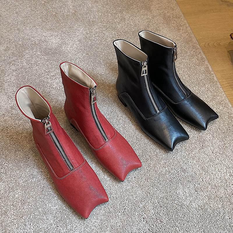 Bottes femme new winter shoes women's ankle boots genuine leather zip concise keep warm strange style runway Motorcycle boots, Black
Bottes femme new winter shoes women's ankle boots genuine leather zip concise keep warm strange style runway Motorcycle boots, Black
