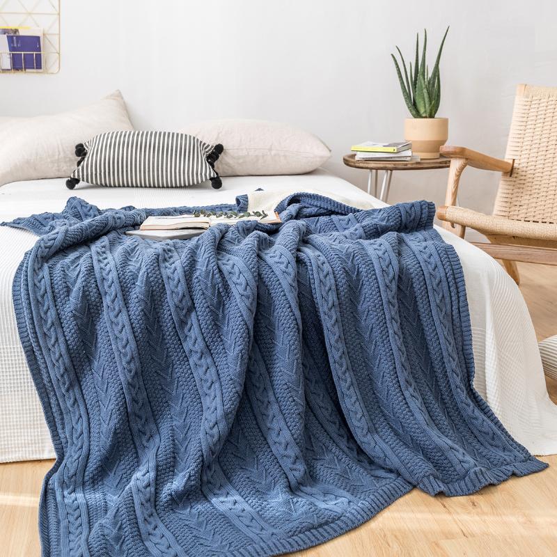 Home Decor Bedspread Plush Throw Blanket For Bed Sofa Winter Stripe Fleece Blanket Soft Warm Sherpa Nordic Style
Home Decor Bedspread Plush Throw Blanket For Bed Sofa Winter Stripe Fleece Blanket Soft Warm Sherpa Nordic Style