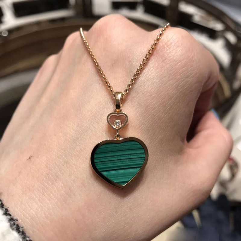 Chop@ard Chopin love Necklace Black 18k rose gold heart female Luxurys Designers jewelry
Chop@ard Chopin love Necklace Black 18k rose gold heart female Luxurys Designers jewelry