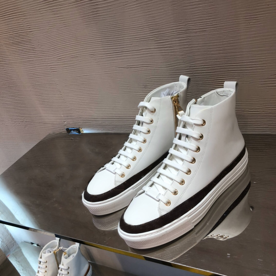 Stellar Sneaker Boots Womens Fashion Designer Ladies Lace Up Zipper Flats High top Leather Sneakers Casual Shoes with Box
Stellar Sneaker Boots Womens Fashion Designer Ladies Lace Up Zipper Flats High top Leather Sneakers Casual Shoes with Box