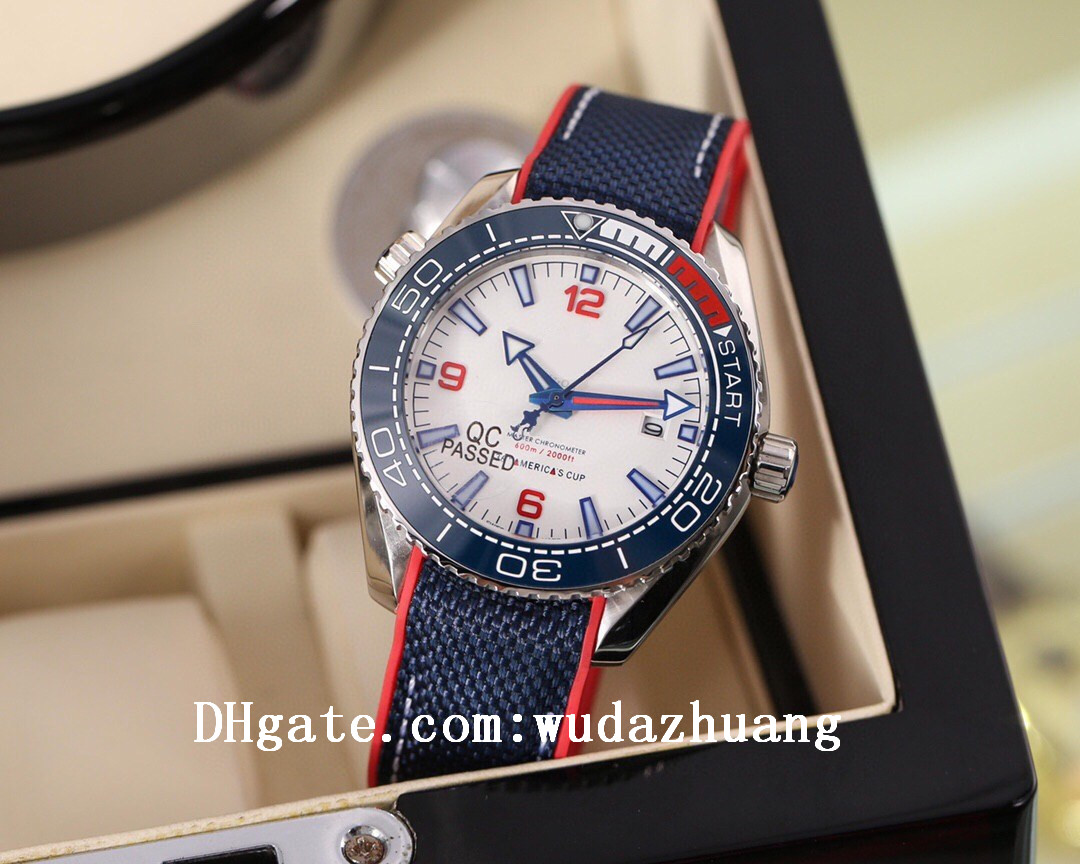 2020 high quality sea ceramic bezel planet watches 007 36th americas cup ocean wristwatches james bond boss master mens watch D4099
2020 high quality sea ceramic bezel planet watches 007 36th americas cup ocean wristwatches james bond boss master mens watch D4099