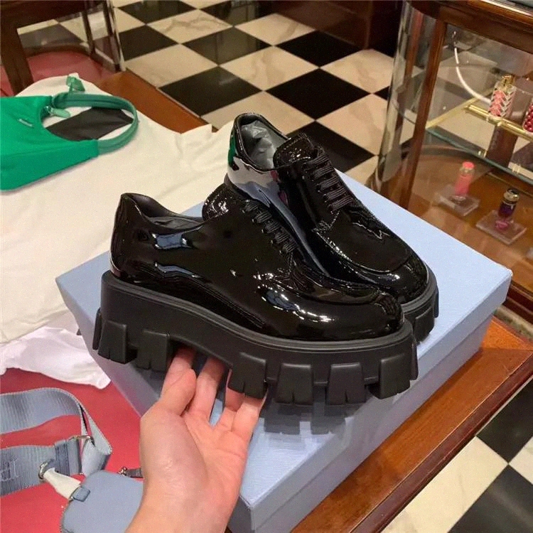 2021 Autumn Chunky Sneakers Platform Shoes Women Casual Shoes Height Increase Ladies Thick Heel Leather Zapatos Mujer #ve2D, Beige
2021 Autumn Chunky Sneakers Platform Shoes Women Casual Shoes Height Increase Ladies Thick Heel Leather Zapatos Mujer #ve2D, Beige