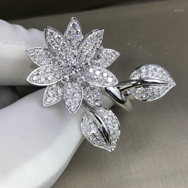 Vecalon Statement Flower Promise Ring silver Pave Cz Engagement Wedding band rings for women Bridal Sizeable Jewelry1
Vecalon Statement Flower Promise Ring silver Pave Cz Engagement Wedding band rings for women Bridal Sizeable Jewelry1