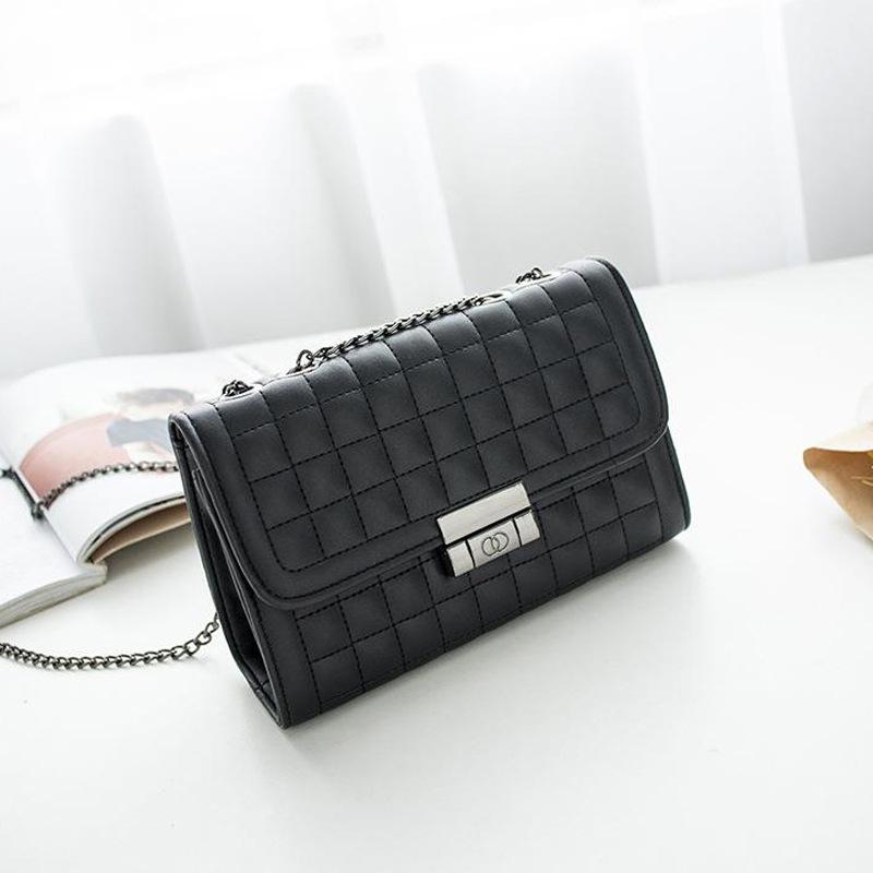 Black Messenger Bags Women Chains Shoulder Bag Lattice Luxury Handbags Women Bags Designer Female Small Totes, Red
Black Messenger Bags Women Chains Shoulder Bag Lattice Luxury Handbags Women Bags Designer Female Small Totes, Red