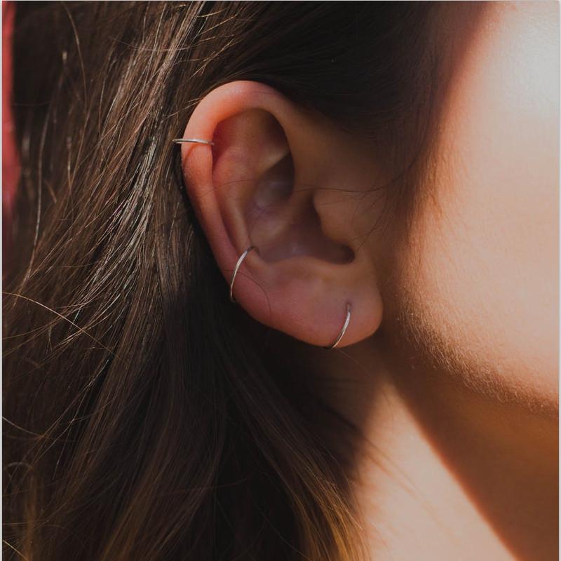2020 Real Earrings Little Cartilage 925 Sterling Hoop Earrings Gold color Filled Thin Hoops Piercing Ear Cuff Jewelry
2020 Real Earrings Little Cartilage 925 Sterling Hoop Earrings Gold color Filled Thin Hoops Piercing Ear Cuff Jewelry