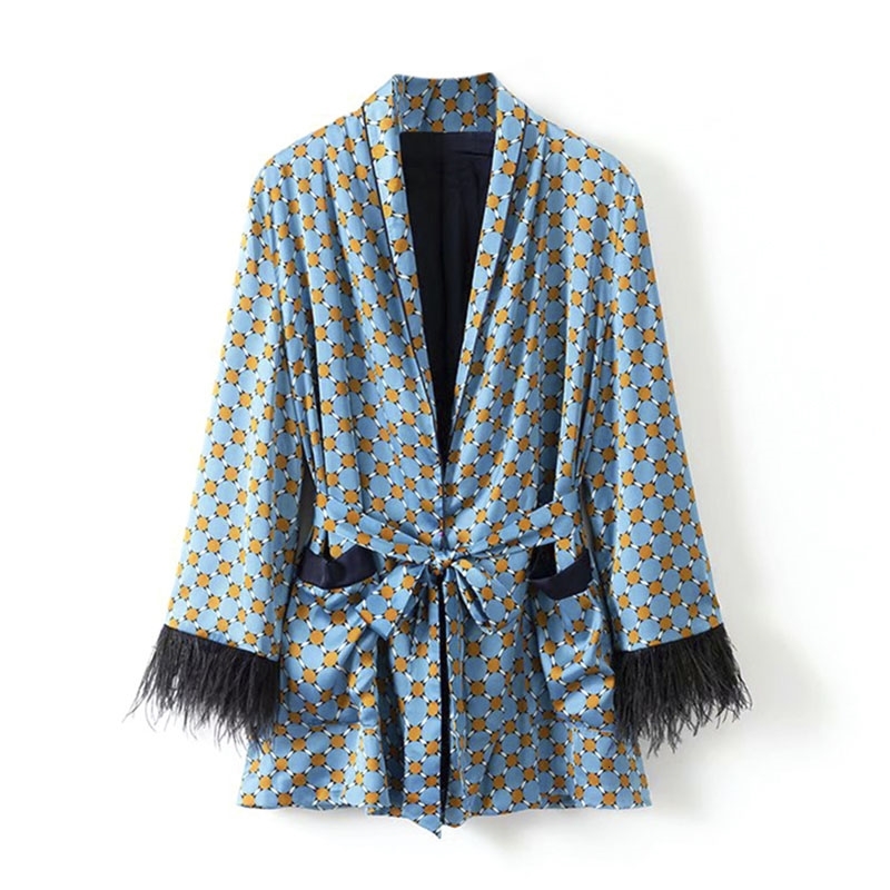 2021 Autumn Rayon Pijama Outwear Screenplay for Women' Vintage Hair Avestruz Blue Sleeve Elegant Foral Printed Single Type Top Belt SKXV, Blue flower
2021 Autumn Rayon Pijama Outwear Screenplay for Women' Vintage Hair Avestruz Blue Sleeve Elegant Foral Printed Single Type Top Belt SKXV, Blue flower